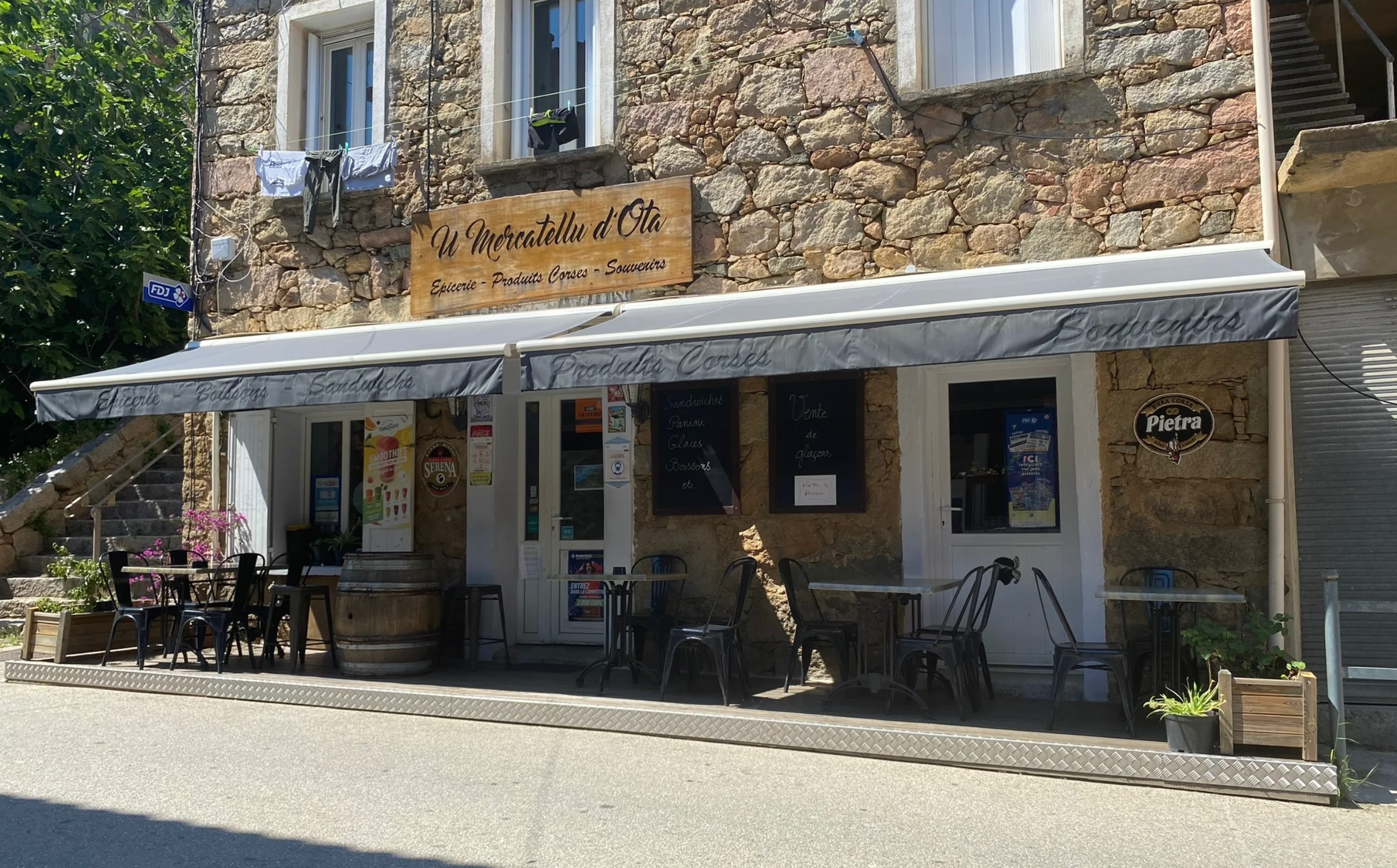 Façade de U Mercatellu d'Ota