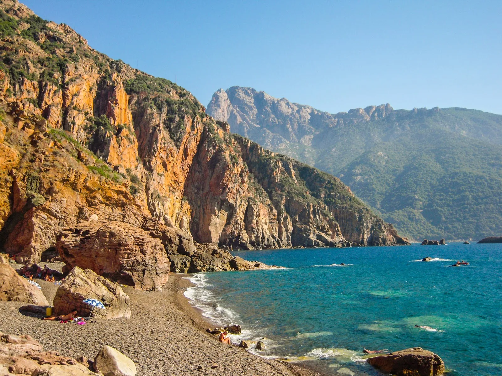 Plage de Bussaglia, vue d'ensemble